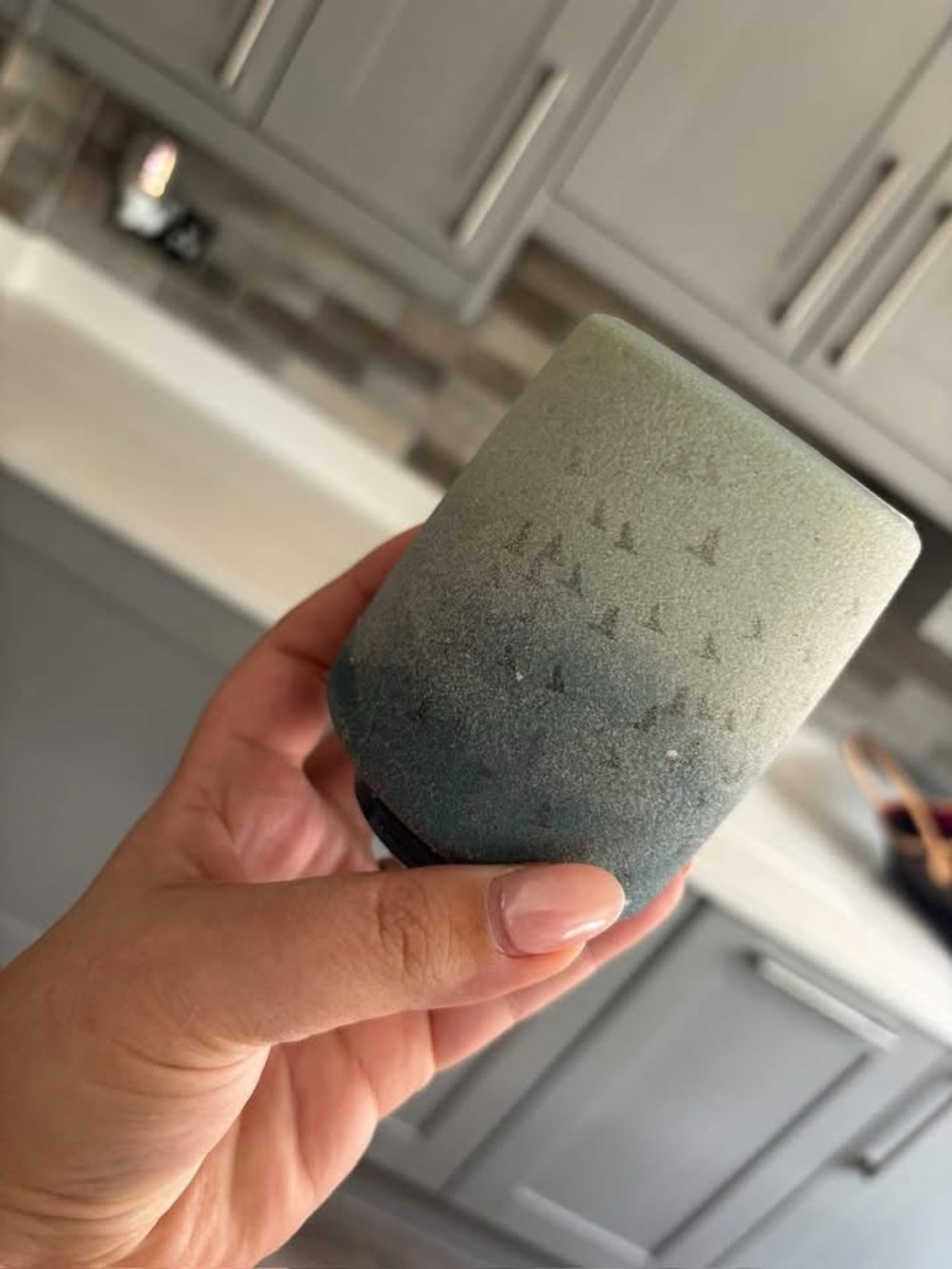 Scentsy 🌊 Waves & Wings 🪽 Mini Warmer NIB Wall plug-in Night light Frosted glass - Picture 6 of 8